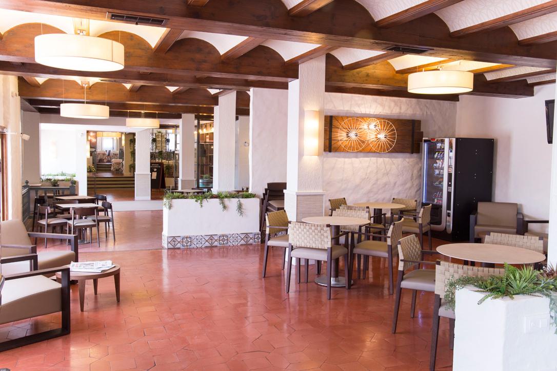 La Carreta Hotel Chiva