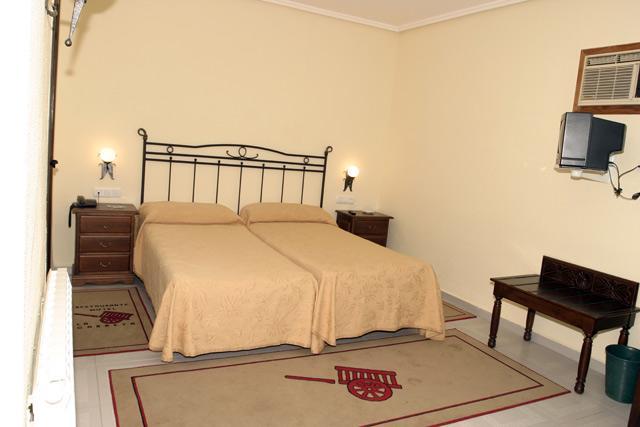 Hotel La Carreta 3*